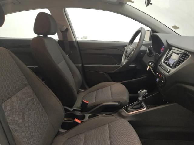 2021 Hyundai Complementos decorativos SE