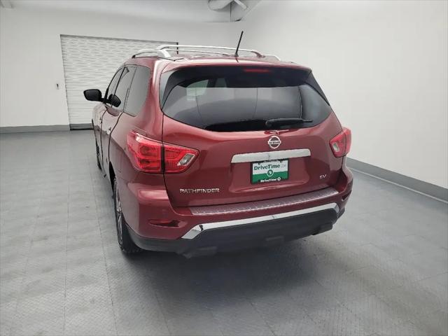 2017 Nissan Pathfinder SV