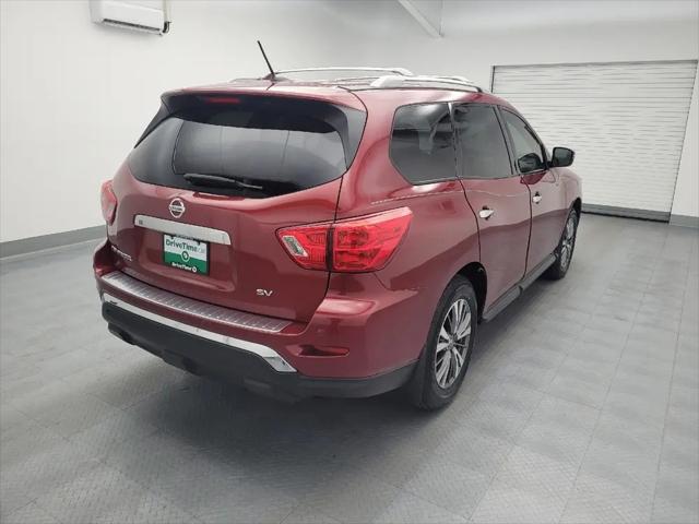 2017 Nissan Pathfinder SV