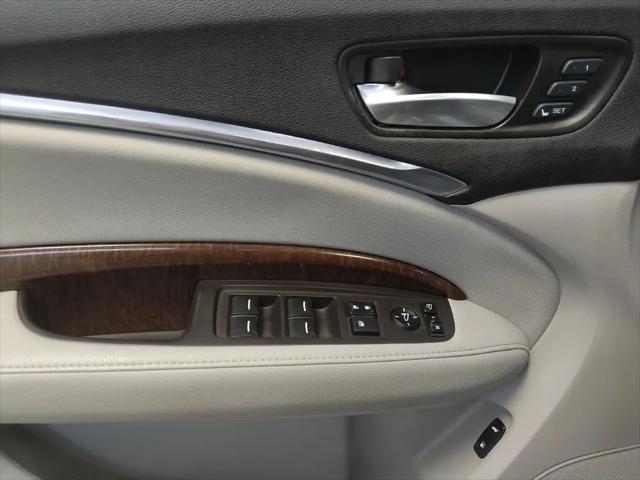 2017 Acura MDX w/Technology  Entertainment Pkgs