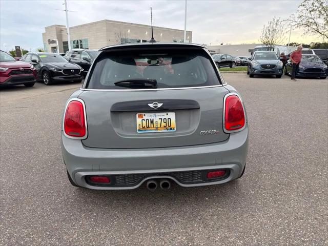 2015 MINI Cooper Hardtop S