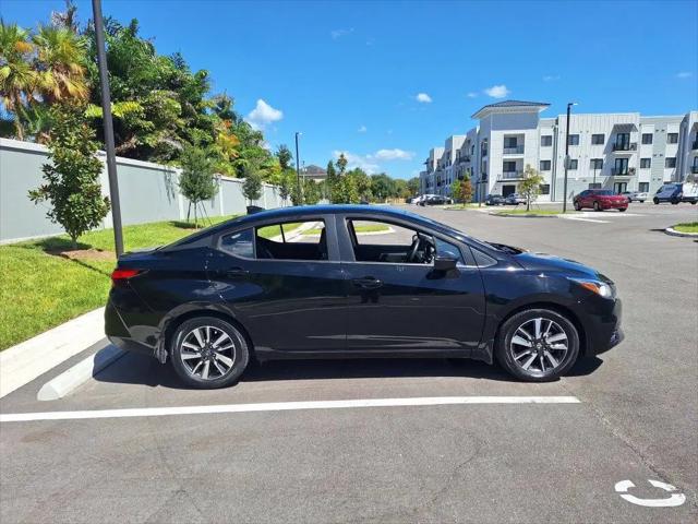 2021 Nissan Versa SV Xtronic CVT