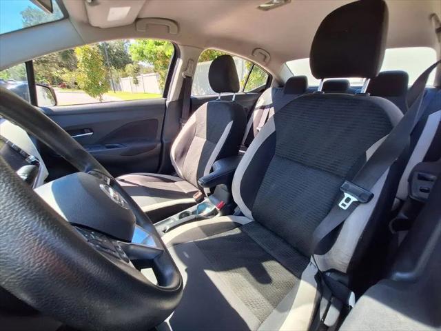 2021 Nissan Versa SV Xtronic CVT