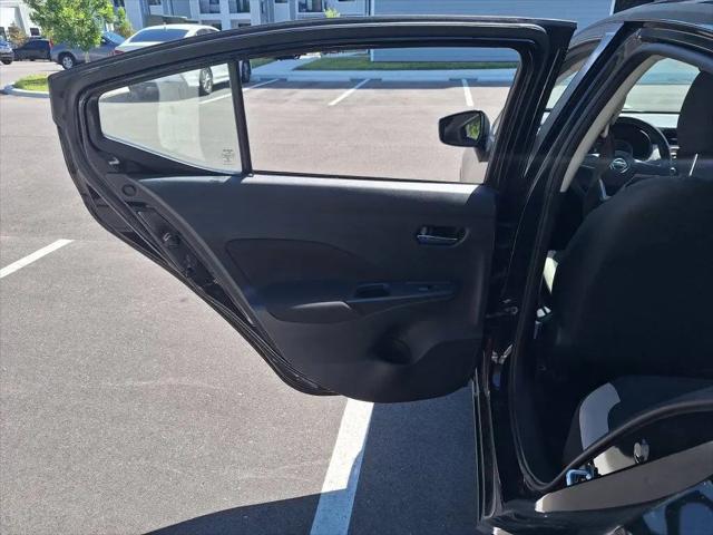 2021 Nissan Versa SV Xtronic CVT
