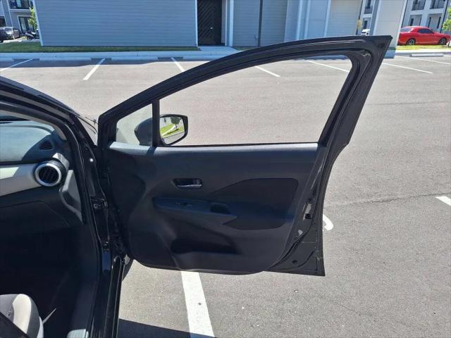 2021 Nissan Versa SV Xtronic CVT