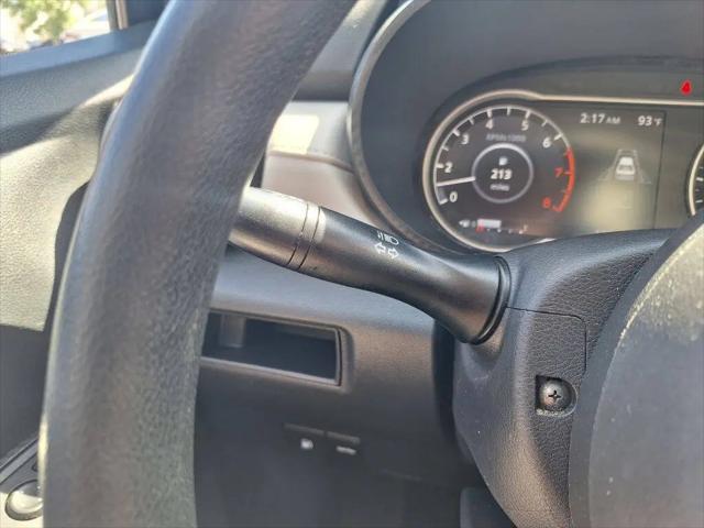 2021 Nissan Versa SV Xtronic CVT