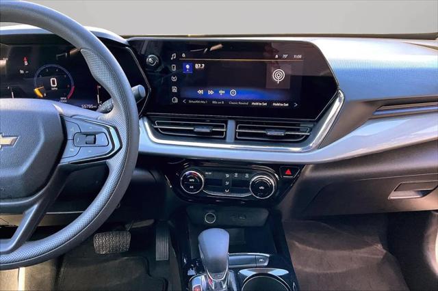2025 Chevrolet Trax FWD LT