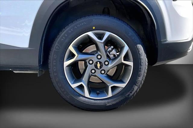 2025 Chevrolet Trax FWD LT