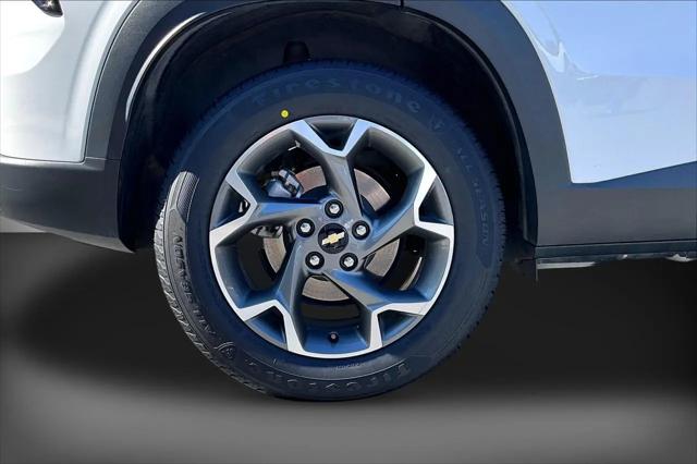 2025 Chevrolet Trax FWD LT