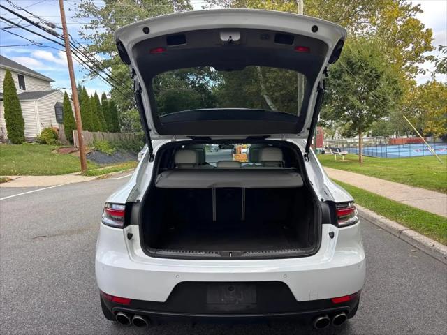 2021 Porsche Macan S