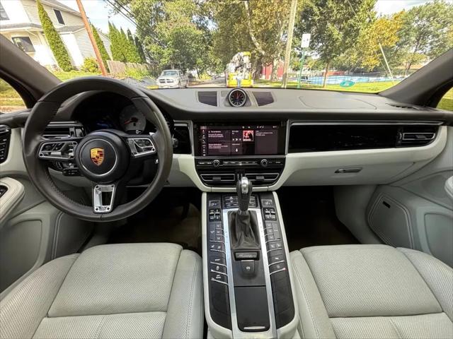 2021 Porsche Macan S