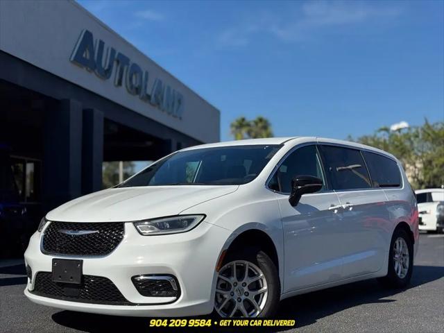 2025 Chrysler Pacifica Select for sale in Jacksonville, FL
