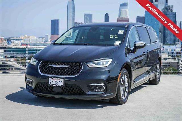 2023 Chrysler Pacifica Hybrid Limited for sale in Los Angeles, CA