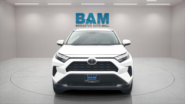 2025 Toyota RAV4 XLE 2025 Toyota RAV4 XLE