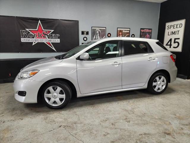 2009 Toyota Matrix Base