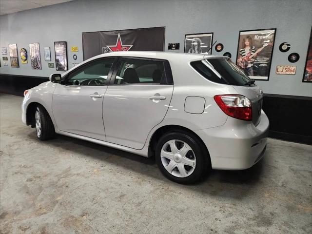 2009 Toyota Matrix Base