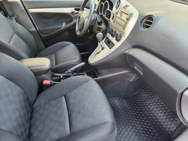 2009 Toyota Matrix Base