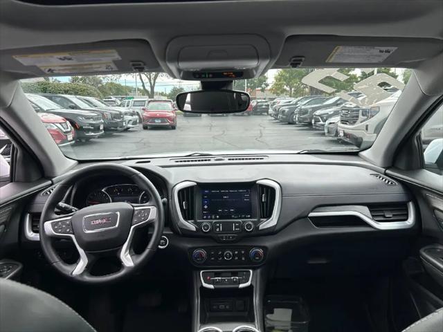 2023 GMC Terrain FWD SLT