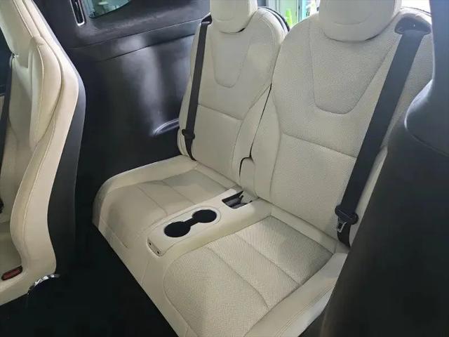 2022 Tesla Model X Plaid Tri Motor All-Wheel Drive