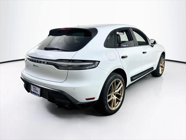 2022 Porsche Macan Macan