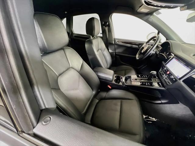 2022 Porsche Macan Macan