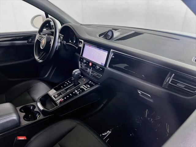 2022 Porsche Macan Macan
