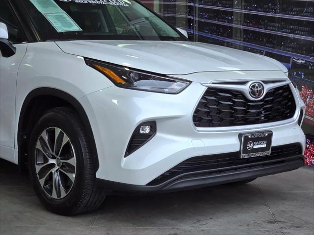 2026 Toyota Highlander XLE