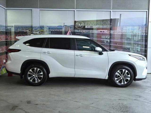 2026 Toyota Highlander XLE