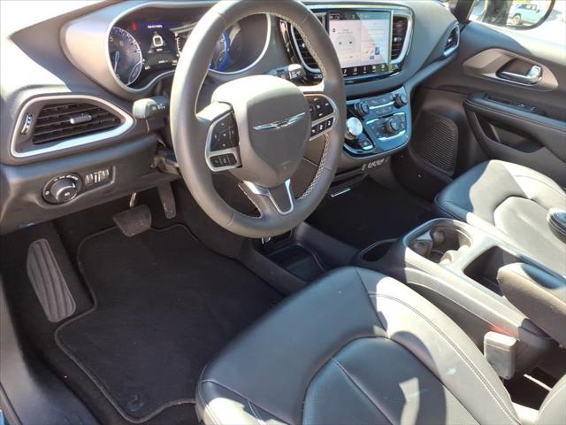 2025 Chrysler Pacifica Select 2025 Chrysler Pacifica Select