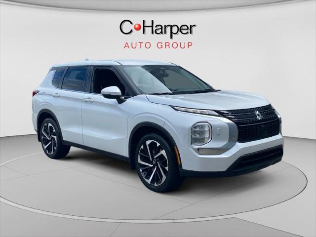 2022 Mitsubishi Outlander ES 2.5 S-AWC 2022 Mitsubishi Outlander ES 2.5 S-AWC