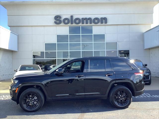 2025 Jeep Grand Cherokee Altitude 4x4 2025 Jeep Grand Cherokee Altitude 4x4