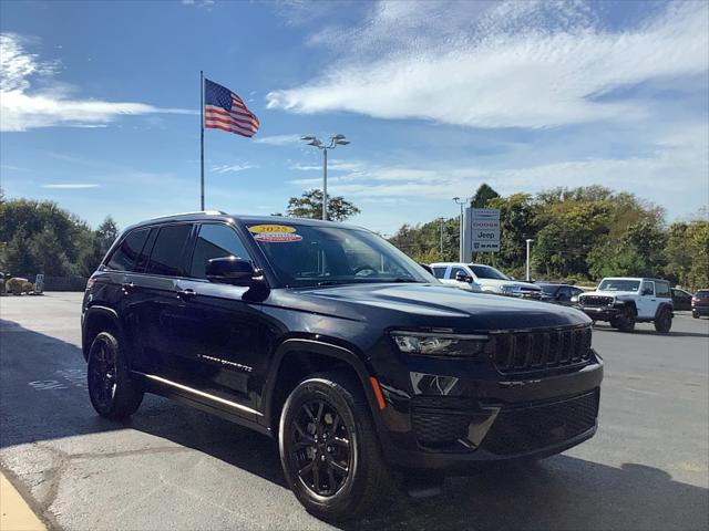 2025 Jeep Grand Cherokee Altitude 4x4 2025 Jeep Grand Cherokee Altitude 4x4
