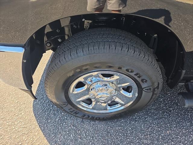 2025 Ram 2500 Tradesman Crew Cab 4x2 64 Box