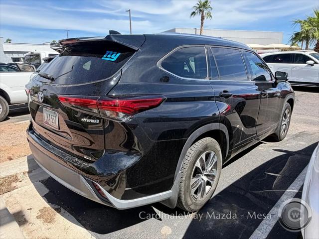 2021 Toyota Highlander Hybrid XLE