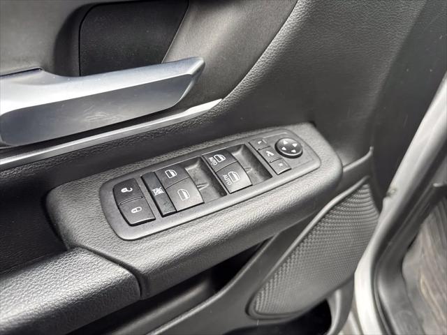 2020 Ram 1500 Big Horn Crew Cab 4x4 57 Box