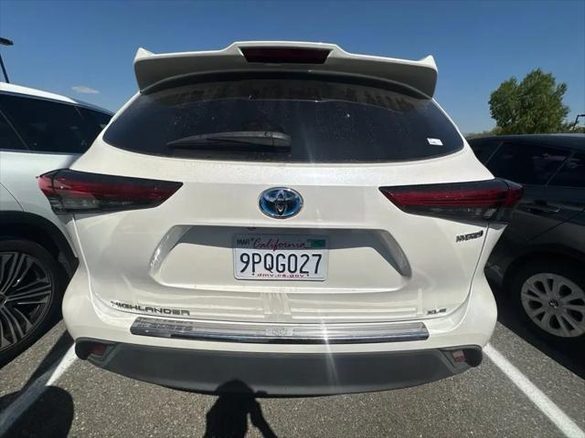 2021 Toyota Highlander Hybrid XLE