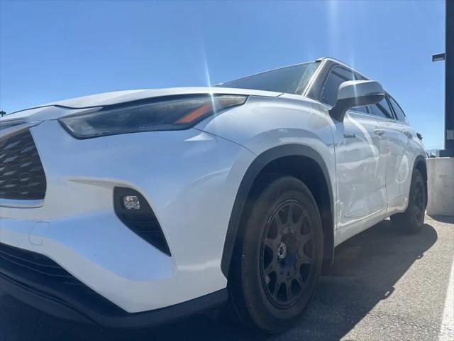 2021 Toyota Highlander Hybrid XLE