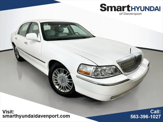 2008 Lincoln Town Car Limited for sale in Davenport, IA