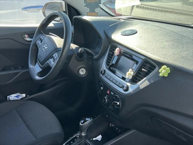 2019 Hyundai Complementos decorativos SE