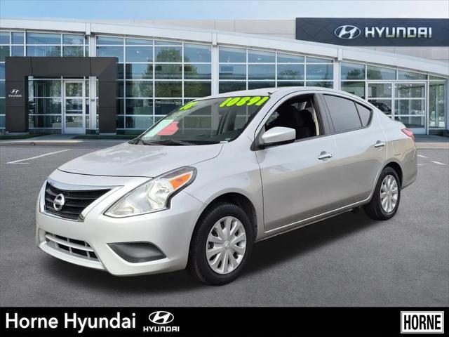 2018 Nissan Versa 1.6 SV for sale in Apache Junction, AZ