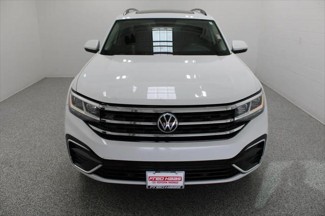 2021 Volkswagen Atlas SE with Technology R-Line