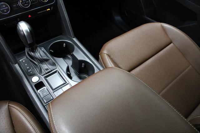 2021 Volkswagen Atlas SE with Technology R-Line