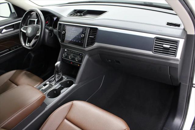 2021 Volkswagen Atlas SE with Technology R-Line