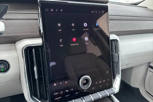 2027 GMC Acadia AWD Denali
