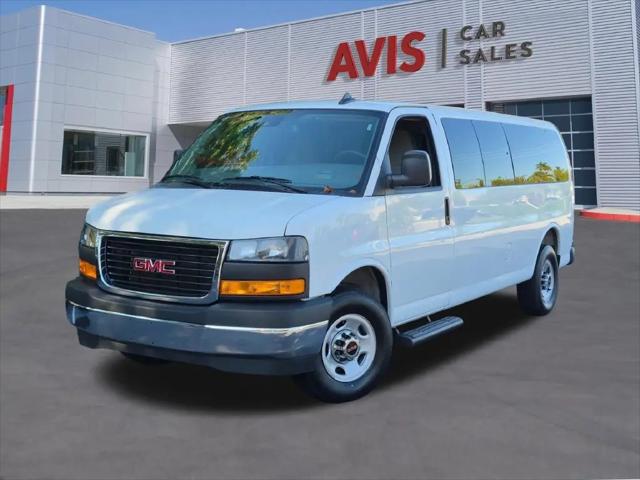 2025 GMC Savana Passenger RWD 3500 Extended Wheelbase LT for sale in Pompano Beach, FL