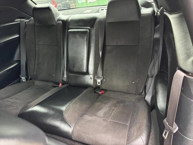 2015 Dodge Challenger R/T Plus