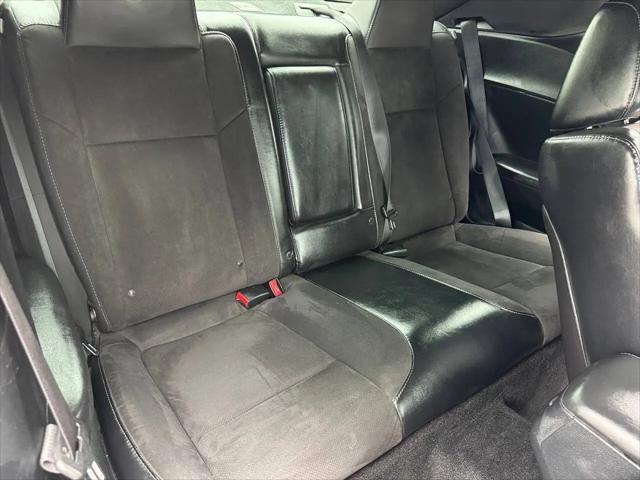 2015 Dodge Challenger R/T Plus