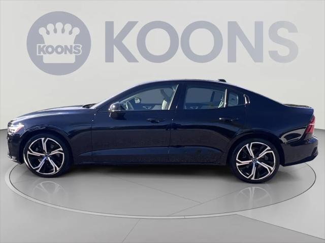 2024 Volvo S60 B5 Plus Dark Theme