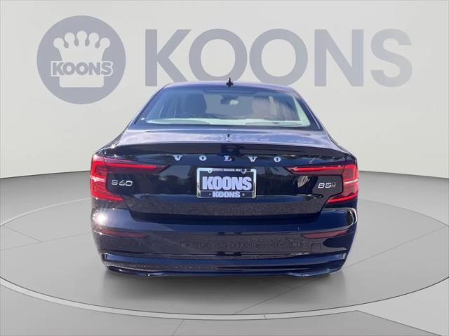 2024 Volvo S60 B5 Plus Dark Theme