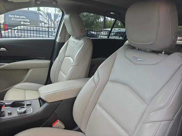 2021 Cadillac XT4 AWD Premium Luxury